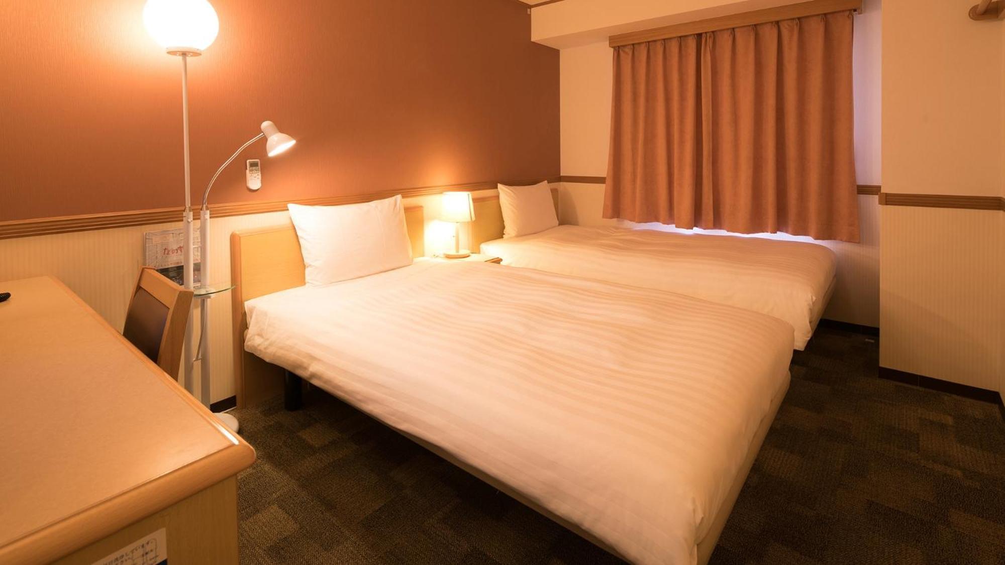Toyoko Inn Matsuyama Ichibancho Pokoj fotografie