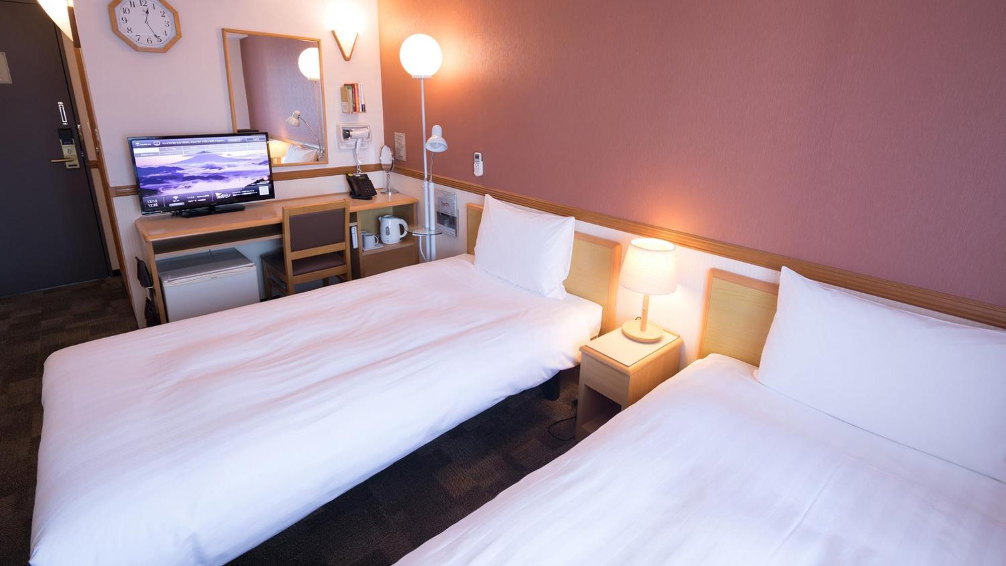 Toyoko Inn Matsuyama Ichibancho Pokoj fotografie
